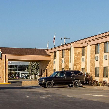 Quality Inn Burlington Near Hwy 34 מראה חיצוני תמונה
