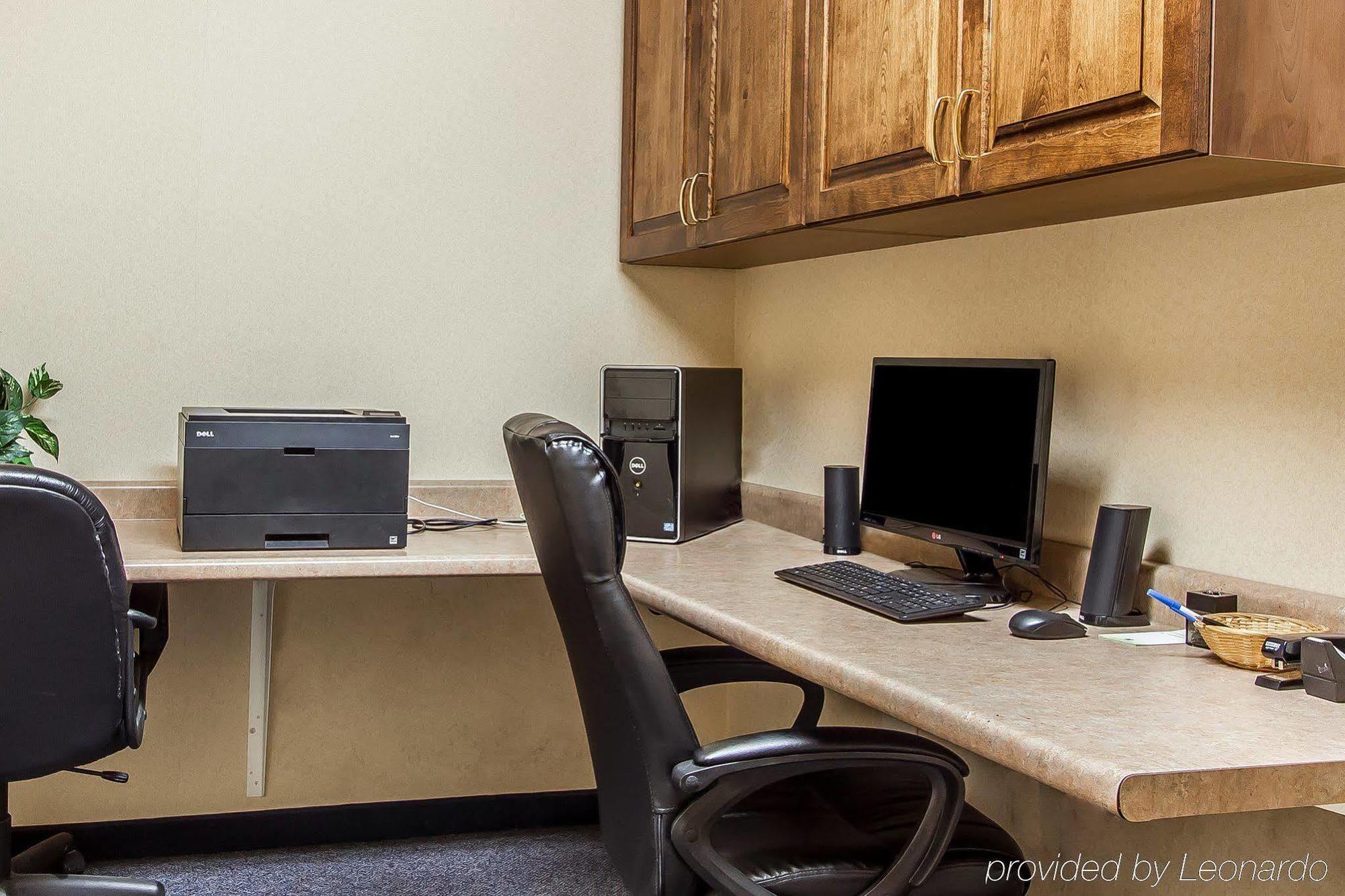 Quality Inn Burlington Near Hwy 34 מראה חיצוני תמונה