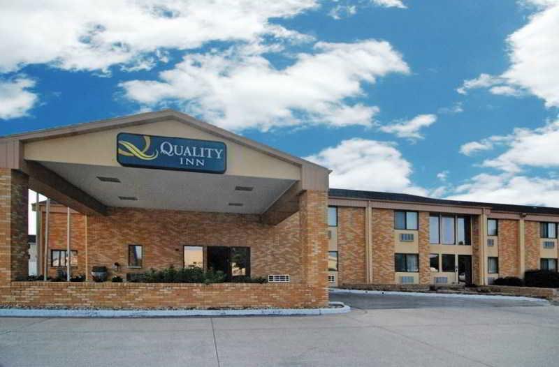 Quality Inn Burlington Near Hwy 34 מראה חיצוני תמונה