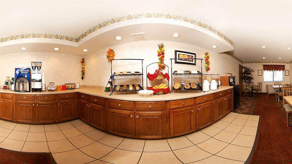 Quality Inn Burlington Near Hwy 34 מראה חיצוני תמונה